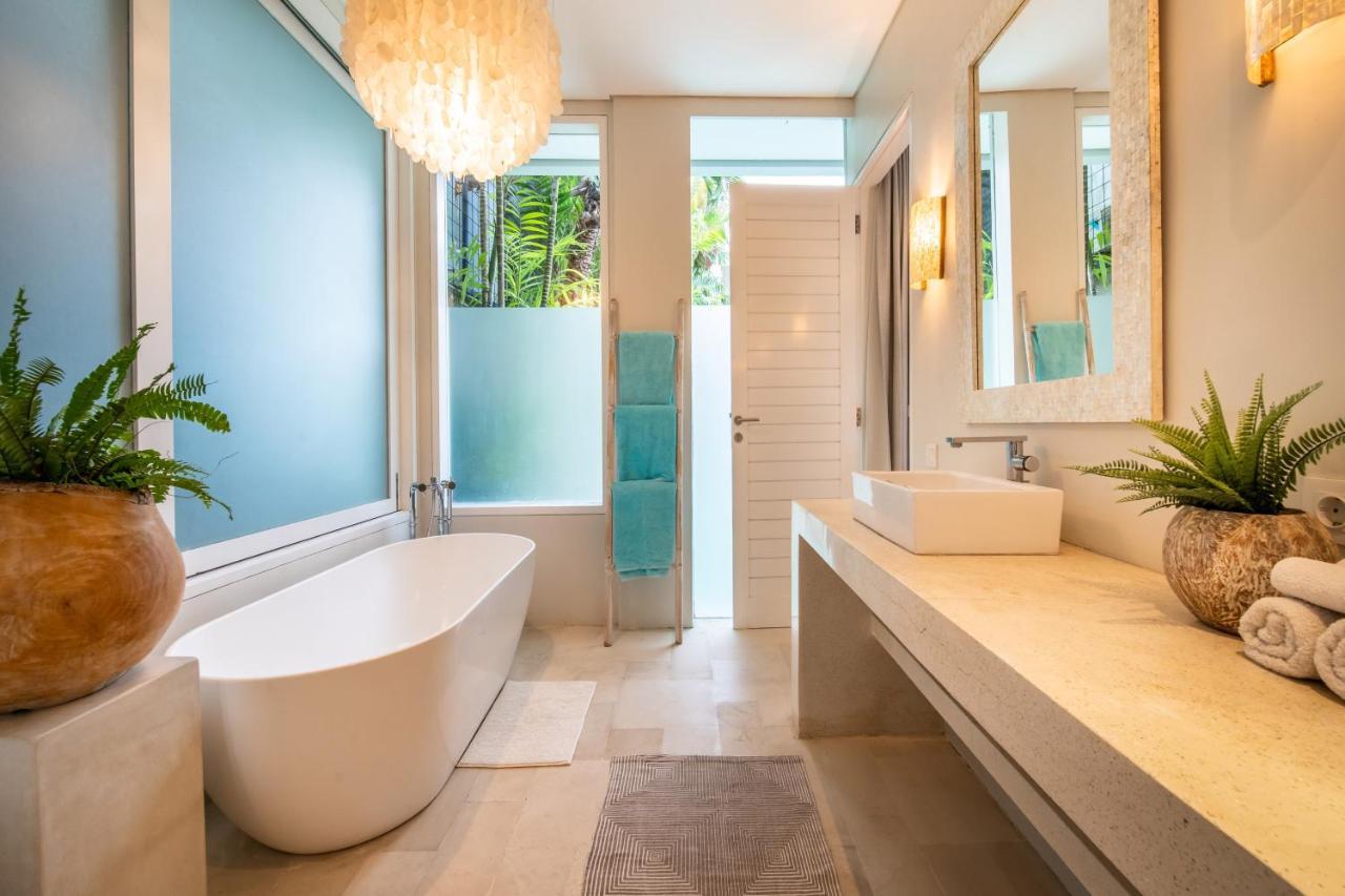 Villa Sunsara 4 - Enchanting 4Br Villa In A Great Location Canggu Extérieur photo
