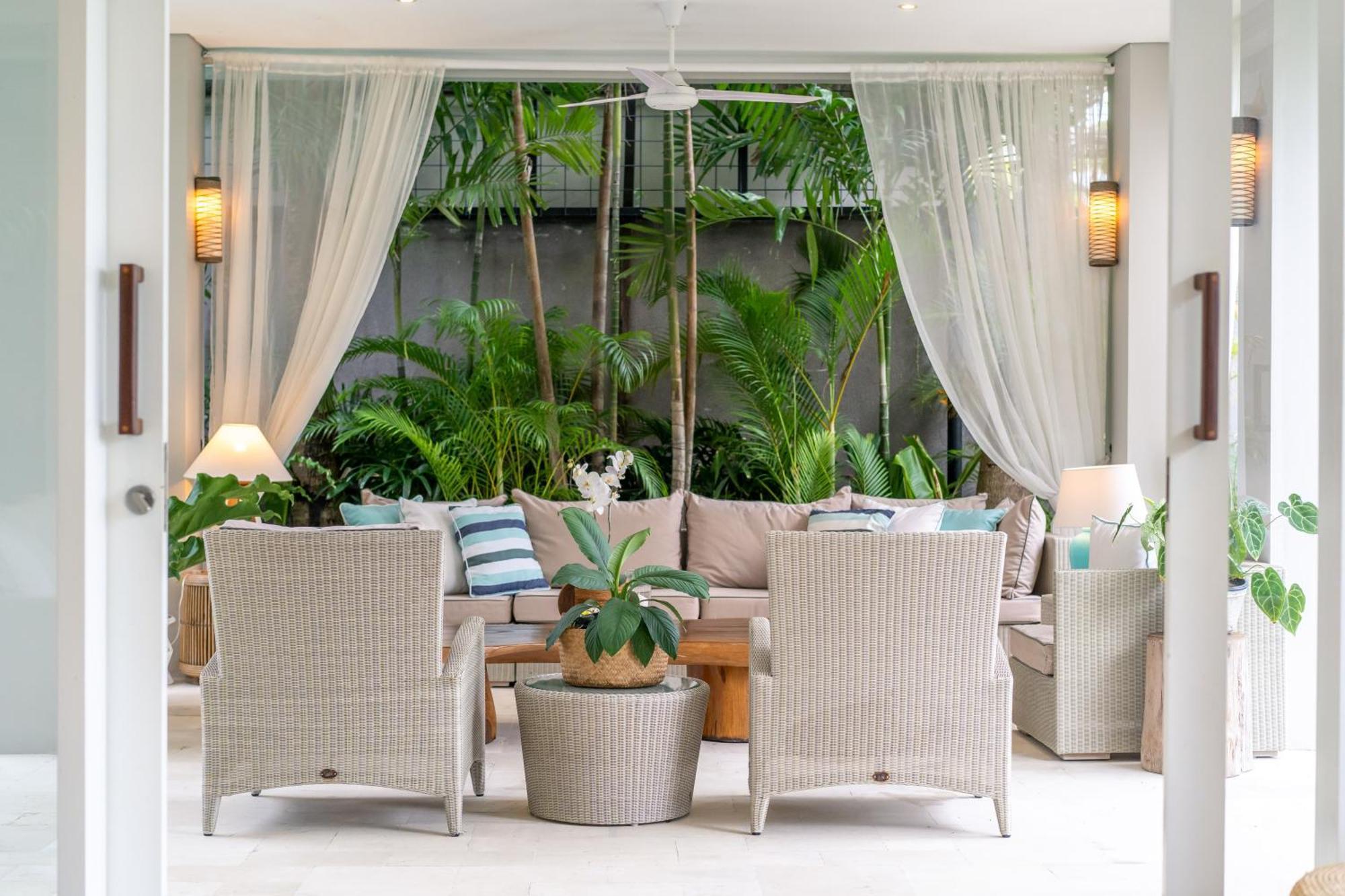 Villa Sunsara 4 - Enchanting 4Br Villa In A Great Location Canggu Extérieur photo