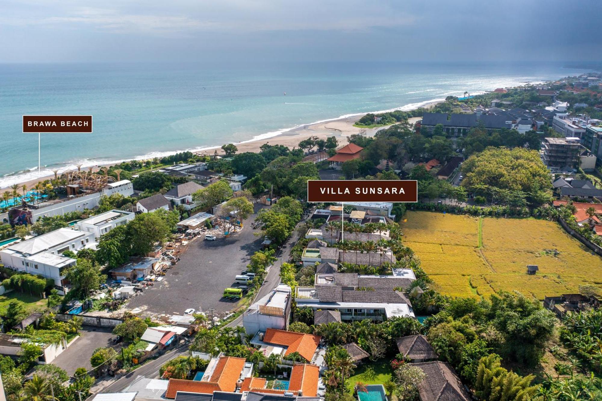 Villa Sunsara 4 - Enchanting 4Br Villa In A Great Location Canggu Extérieur photo